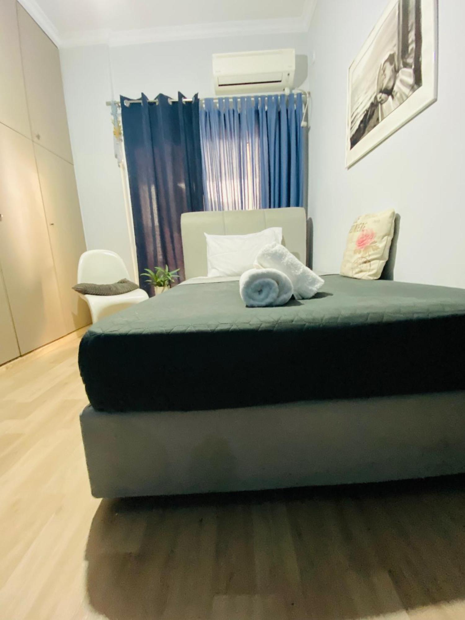 피레아스 Marina Zeas Seaview House-Marinaq 아파트 외부 사진
